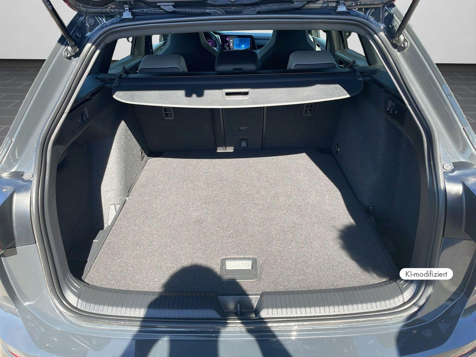 Volkswagen Golf VIII Variant R-Line 2.0 TSI ACC LED+ KAMERA, миниатюра 16