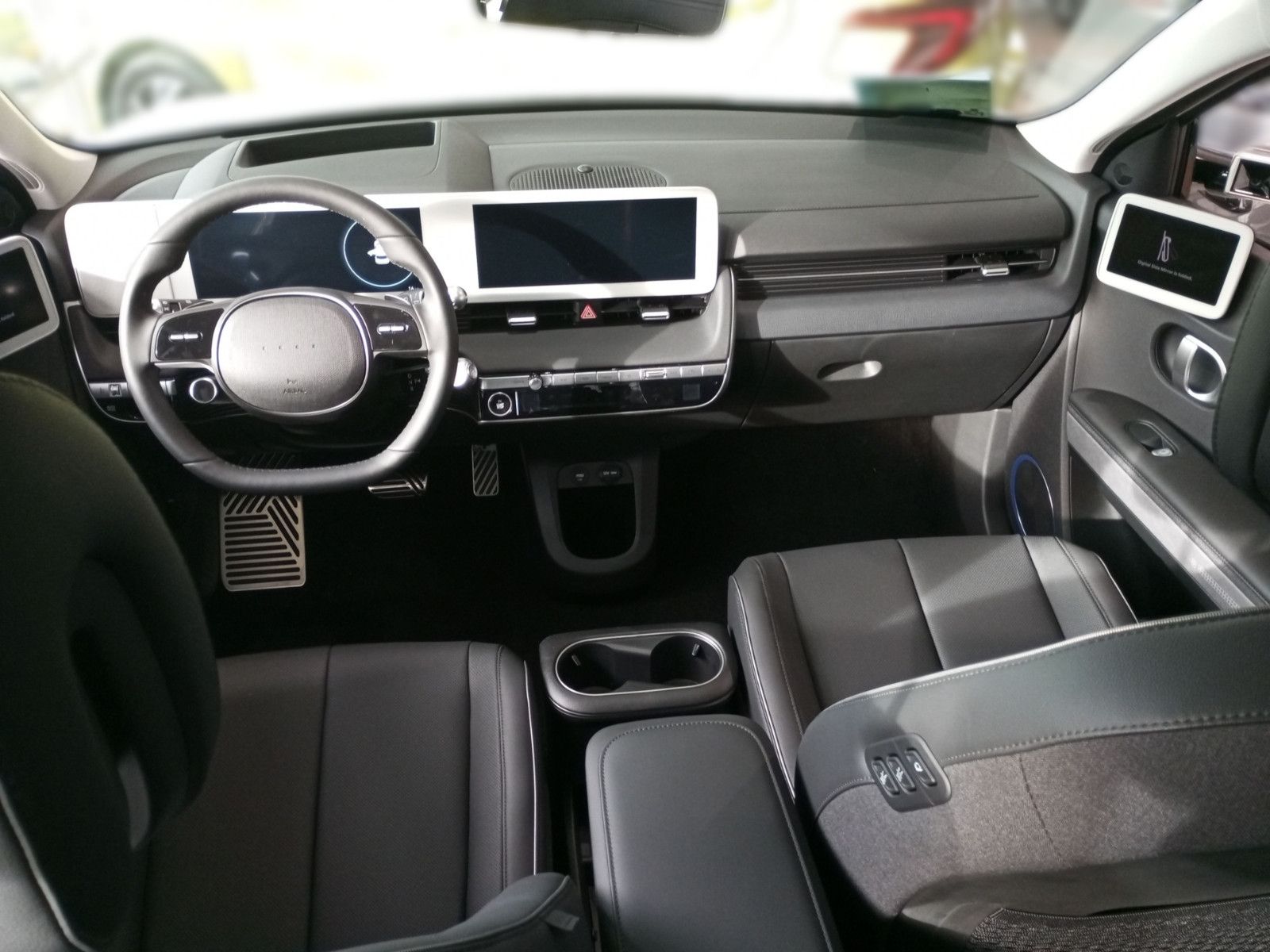 Fahrzeugabbildung Hyundai IONIQ 5 UNIQ 4WD Relax+Kamera-Paket+Panormadach