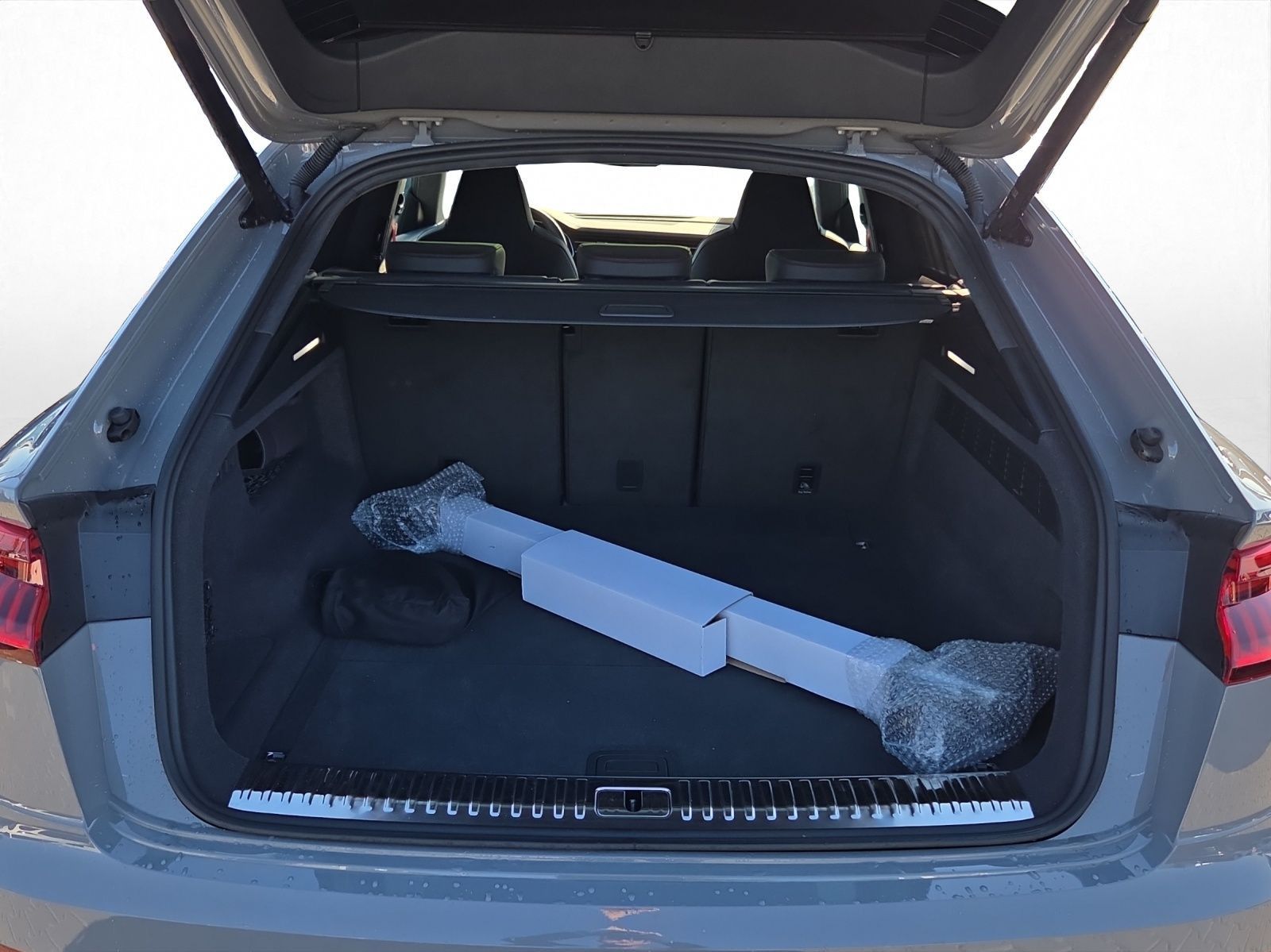 Audi SQ8 - Bild 11