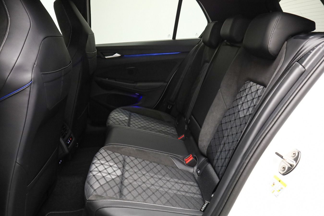 Volkswagen Golf - Bild 12