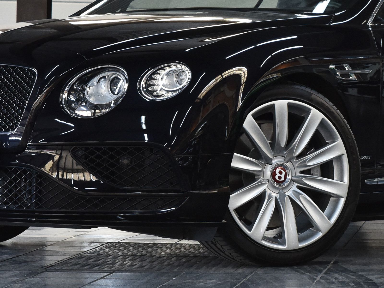 Fahrzeugabbildung Bentley Continental GT V8 S - Premier Spec | Sportabgas