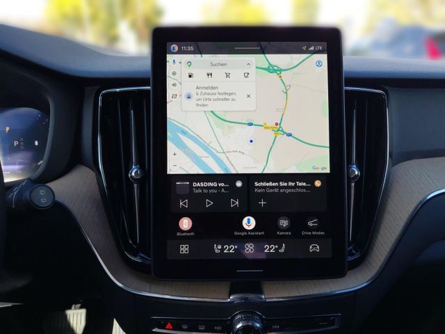 VOLVO XC 60 (Bild 19 von Array)