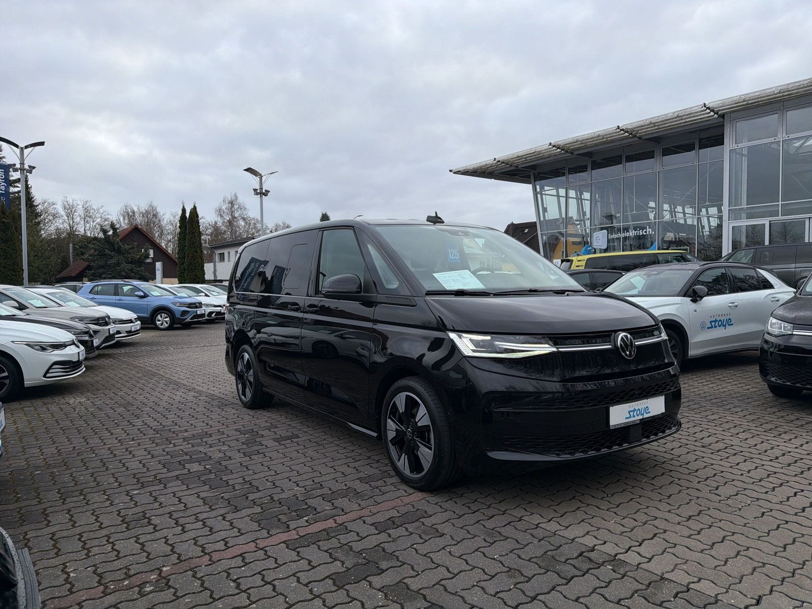Multivan Life la. TDi Navi AZV IQ light v a v