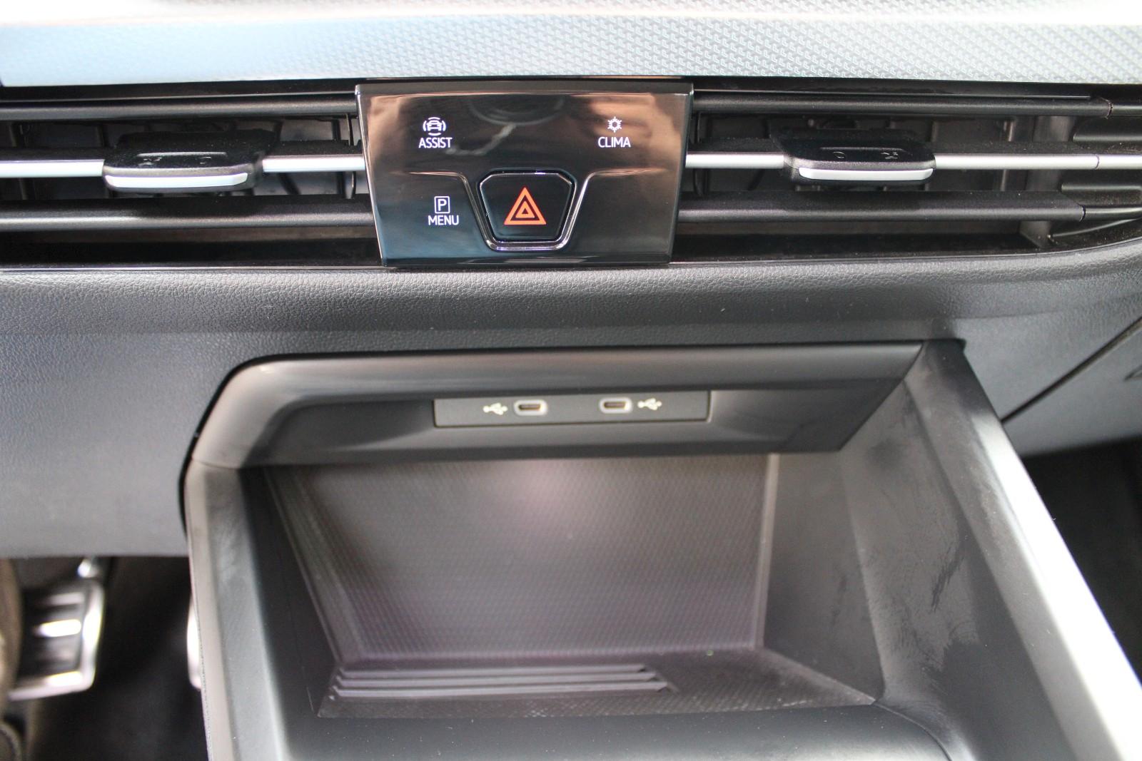 Volkswagen Golf VIII Lim. 1.5 eTSI 110 kW Energy, миниатюра 24