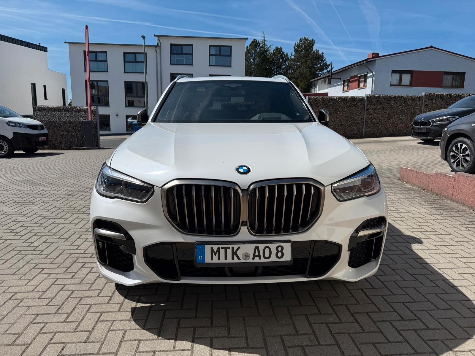 BMW X5 M50 i