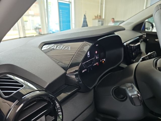 Fahrzeugabbildung SKODA Fabia 1.0 Essence KLIMA PDC LM