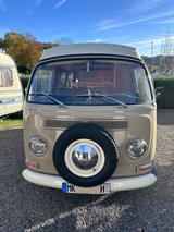 Volkswagen T2a Westfalia Camper im Originalzustand - Volkswagen: Westfalia Camper