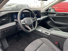 Fahrzeugabbildung Volkswagen Passat Variant 1.5 eHybrid Business AHK KAMERA
