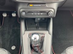 FORD Focus Turnier 1.0 ST-Line X*LED*Navi*DAB*Leder