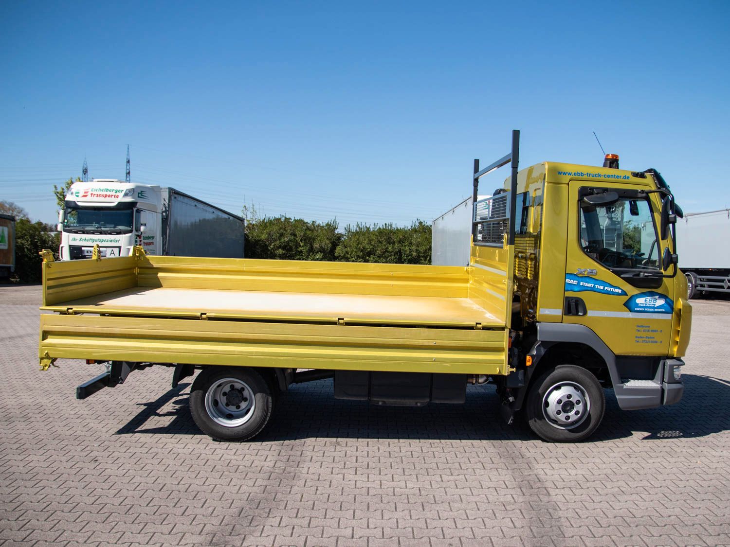 Fahrzeugabbildung DAF XB 230 7,5t Meiller Kipper