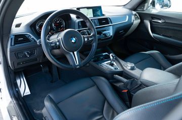 Fahrzeugabbildung BMW M2 COUPE COMP. DRIVERS PACK M-SITZ H&K KAM CARB