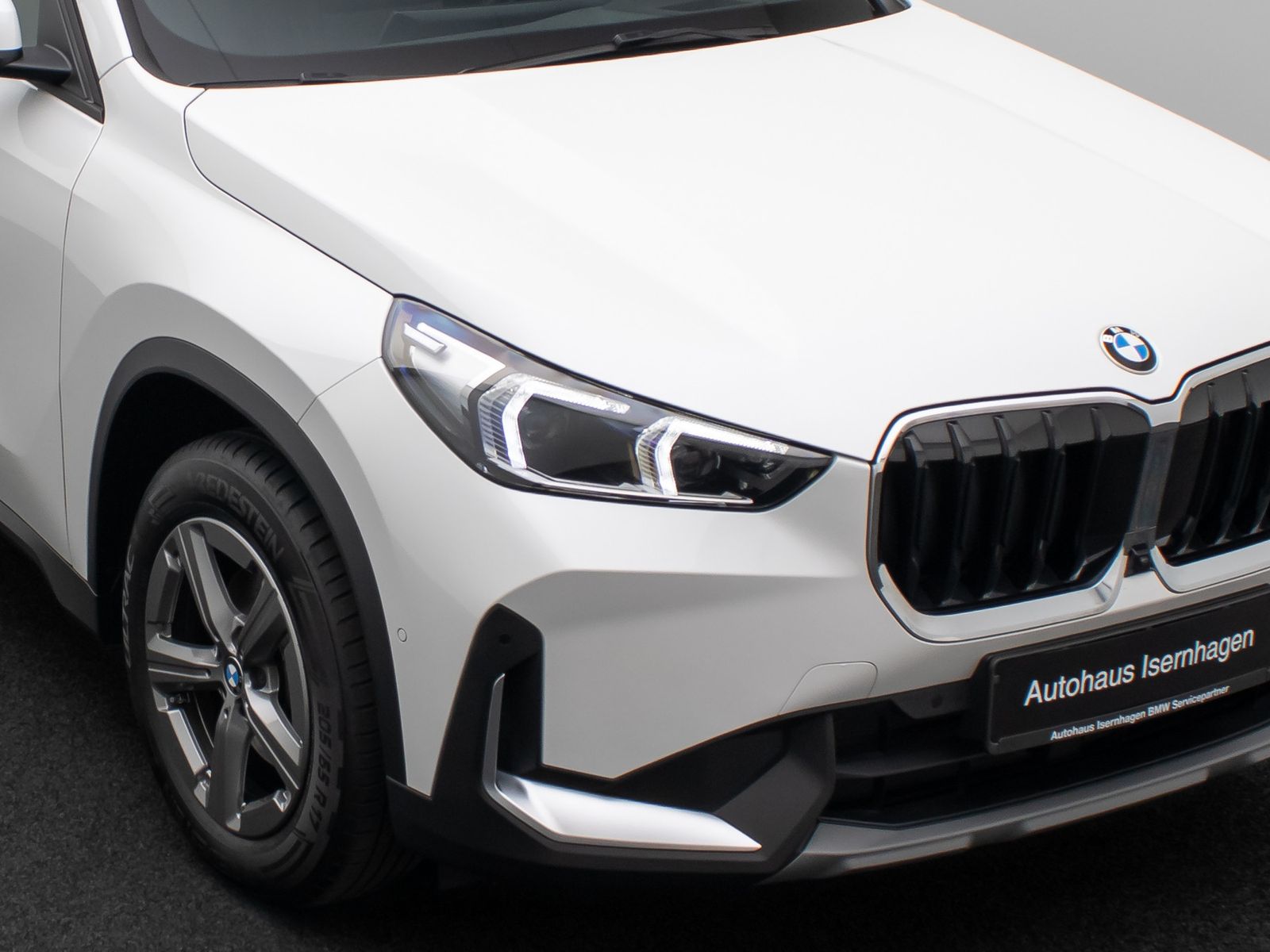 Fahrzeugabbildung BMW X1 sD18i 360&deg; HUD DAB Komfort Adap.LED Widscreen