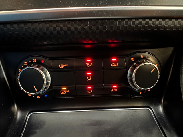 Mercedes-Benz A 180 A d BlueEfficiency*2. Hand*LED