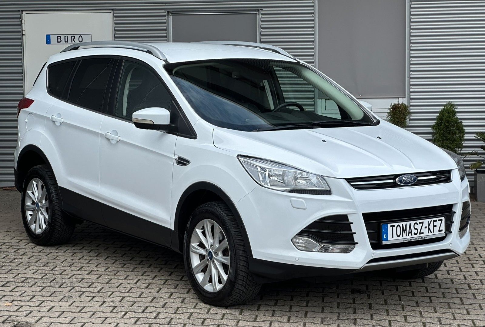 Ford Ford Kuga 1,5 EcoBoost 4x4 Titanium Autom*Leder*Na