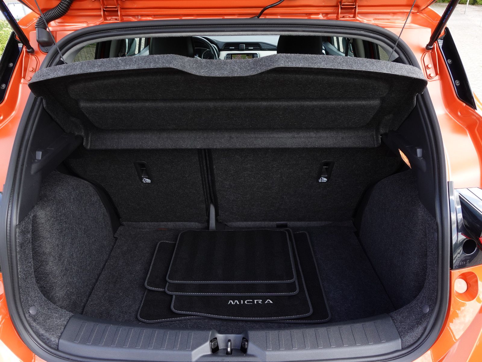 Fahrzeugabbildung Nissan Micra X-Tronic N-Design Navi BOSE DAB+ Kamera