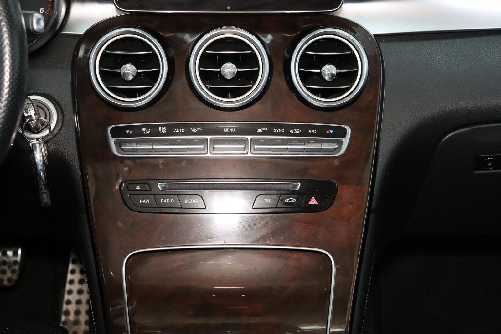 Fahrzeugabbildung Mercedes-Benz GLC 250 d 4Matic Navi * ILS * Sitzhzg