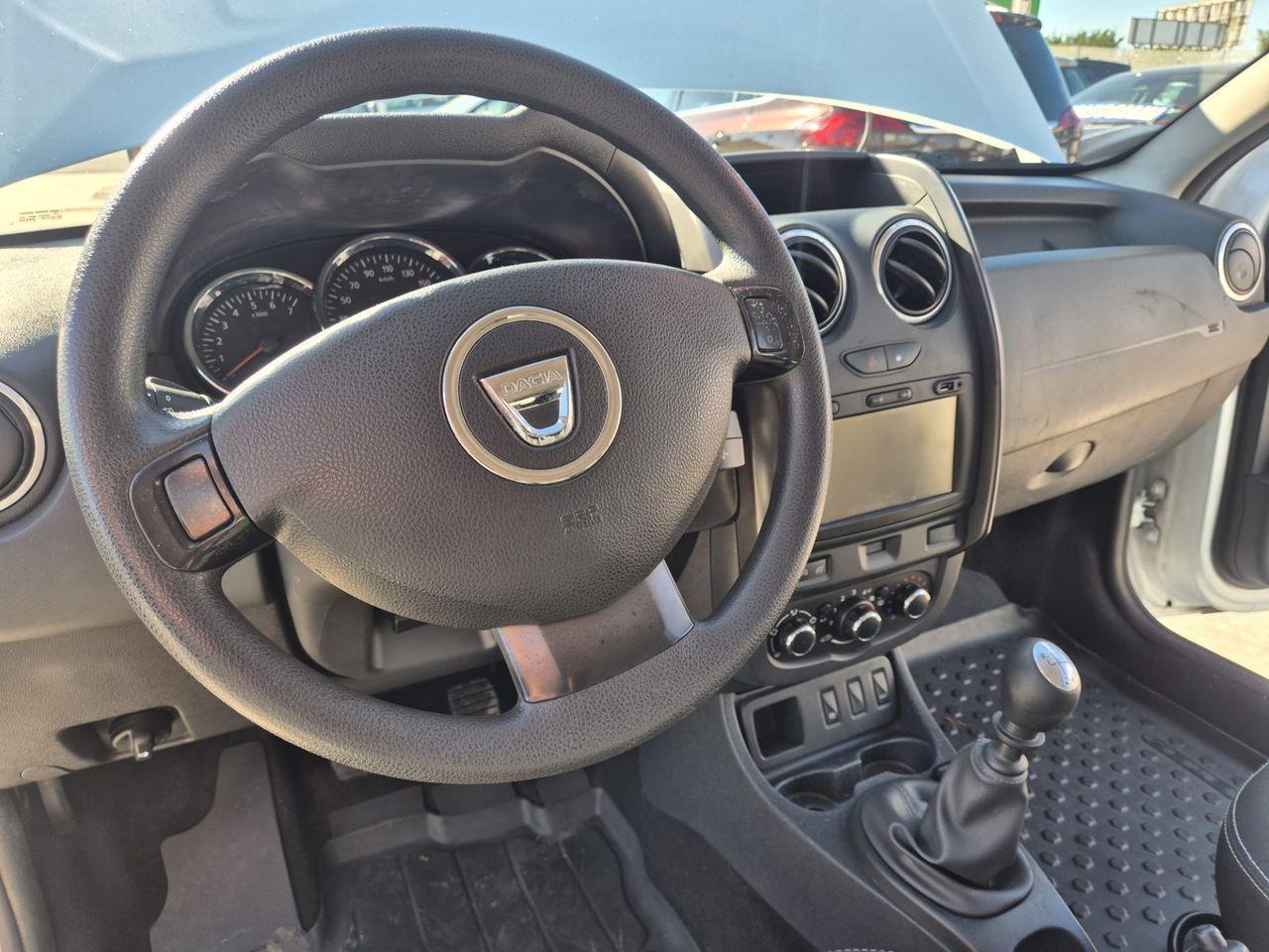 Dacia Duster 2015 — photo 11