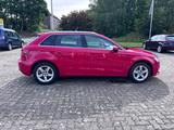Audi A3 Sportback 35 TFSI - Audi A3: Rot