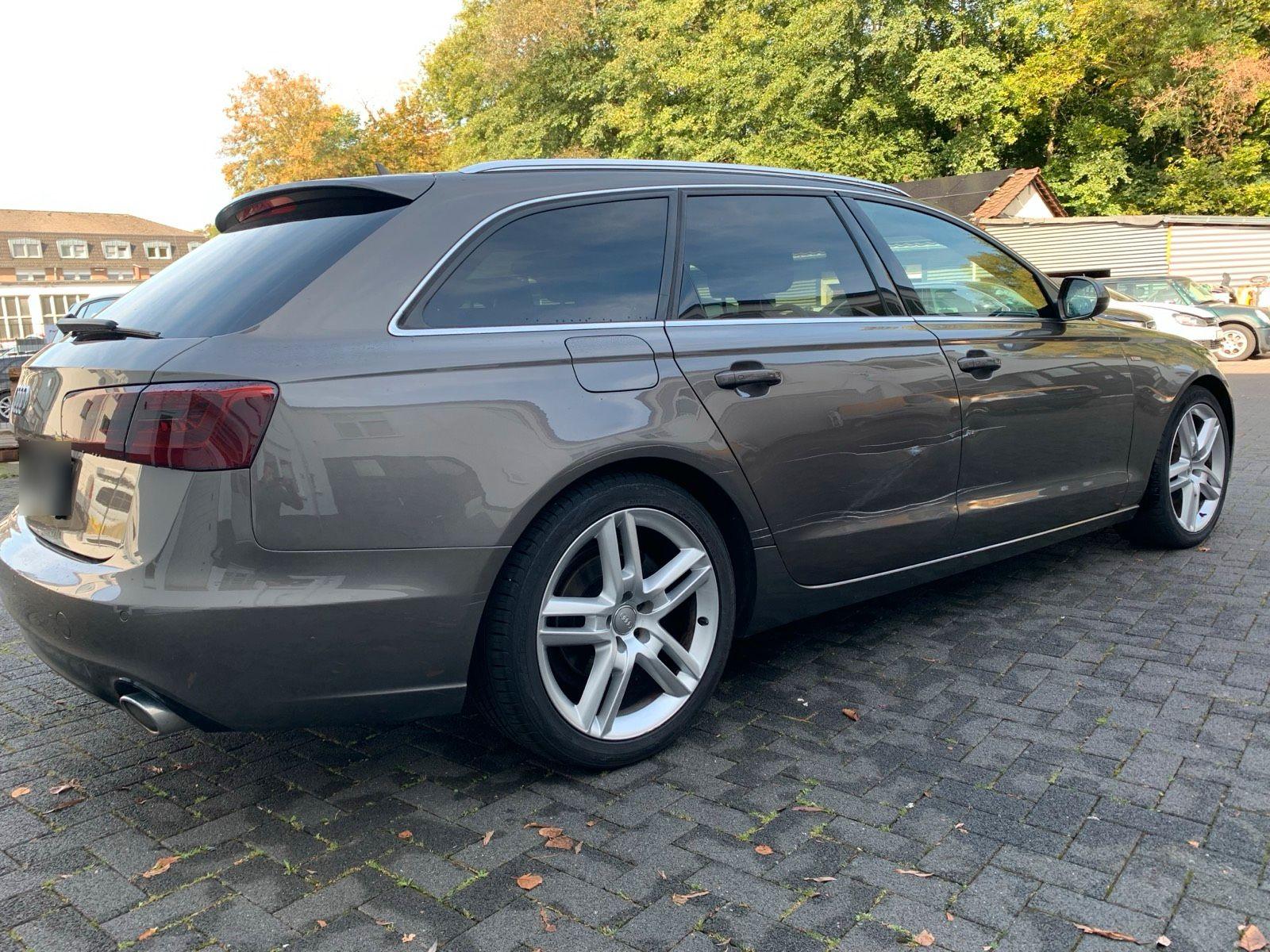 Audi A6 2012 — interior