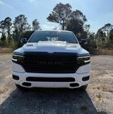 Dodge Ram Limited Vollaustattung 5,7 V8 - Dodge RAM mit Benzin-Antrieb