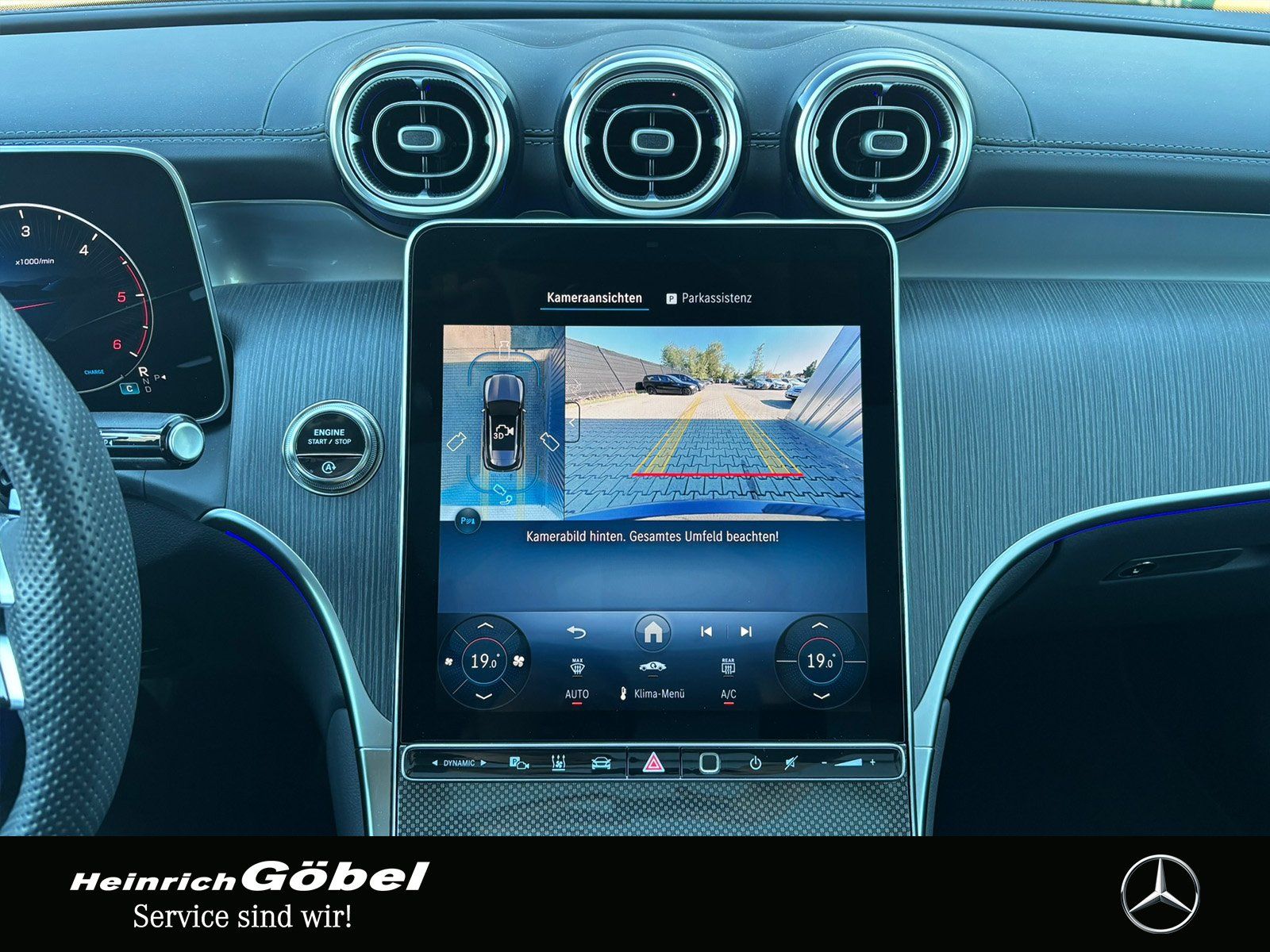 Fahrzeugabbildung Mercedes-Benz GLC 220 d 4M EDITION AMG PANO*STANDHEIZ*AHK*AMBI