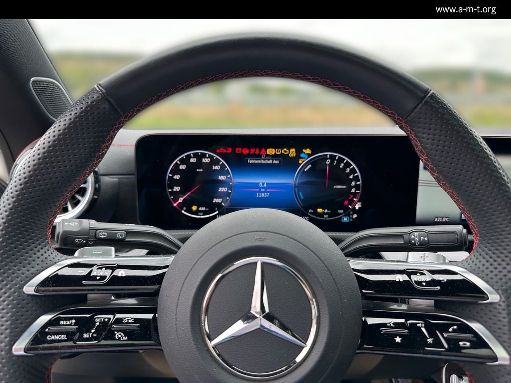 MERCEDES-BENZ CLA 250