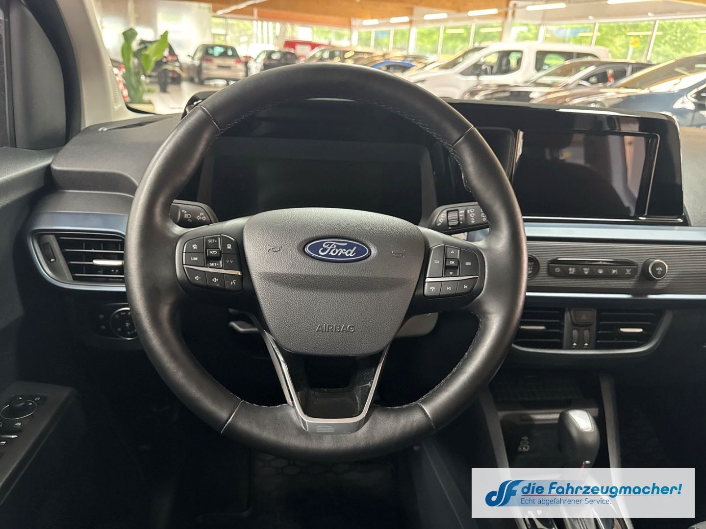 Fahrzeugabbildung Ford Tourneo Courier Active Navi ACC Klimaautom DAB S