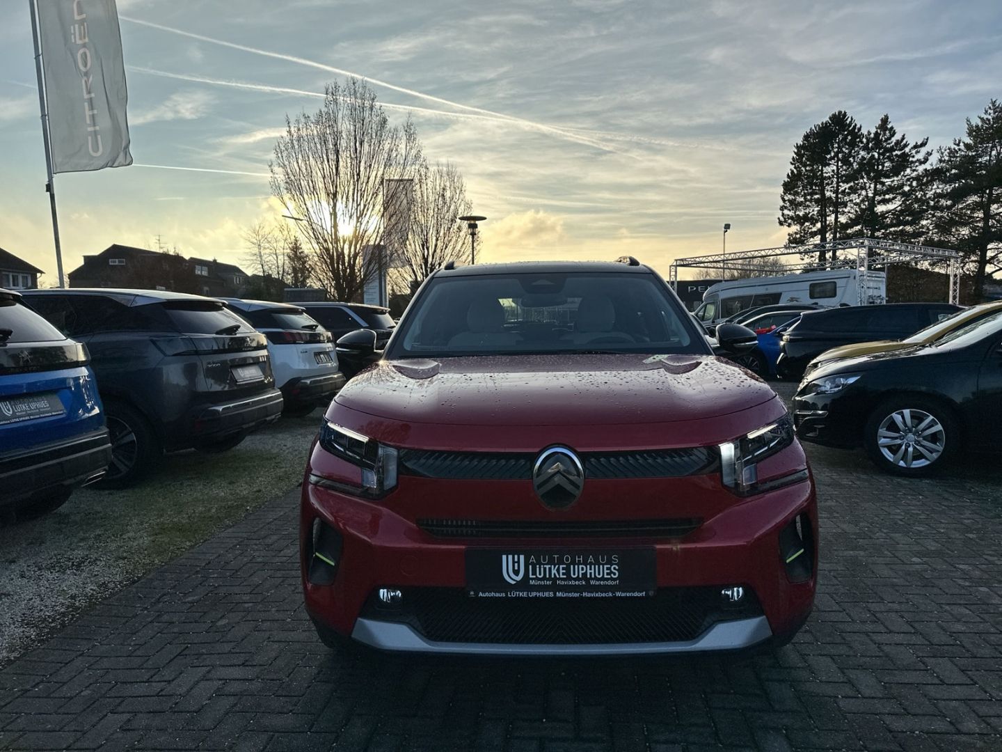 Fahrzeugabbildung Citroën C3 Hybrid 110 Max Navi CarPlay Temp. SHZ