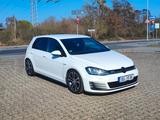 Volkswagen Golf 7 GTD - 2.0 TDI - Volkswagen Golf: 7 GTD