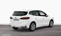 BMW 220 Active Tourer - Vorschau Bild 2