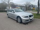 BMW 325i*Pano.*Xenon*isofix*Klimaa.*Teilleder* - BMW 325: Allradantrieb