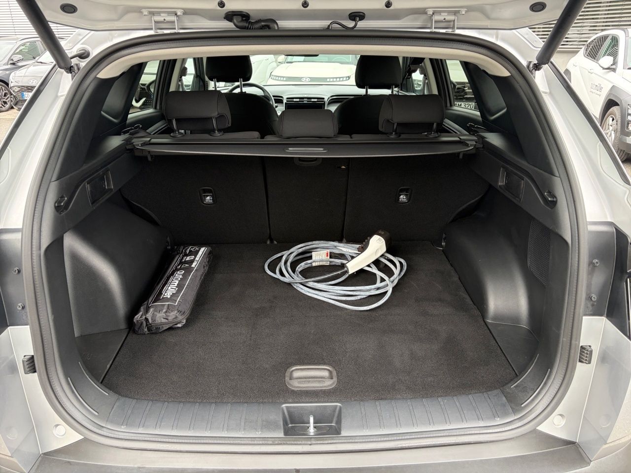 Fahrzeugabbildung Hyundai TUCSON TREND SHZ*LHZ*NAVI*KRELL*ZV*PANO*