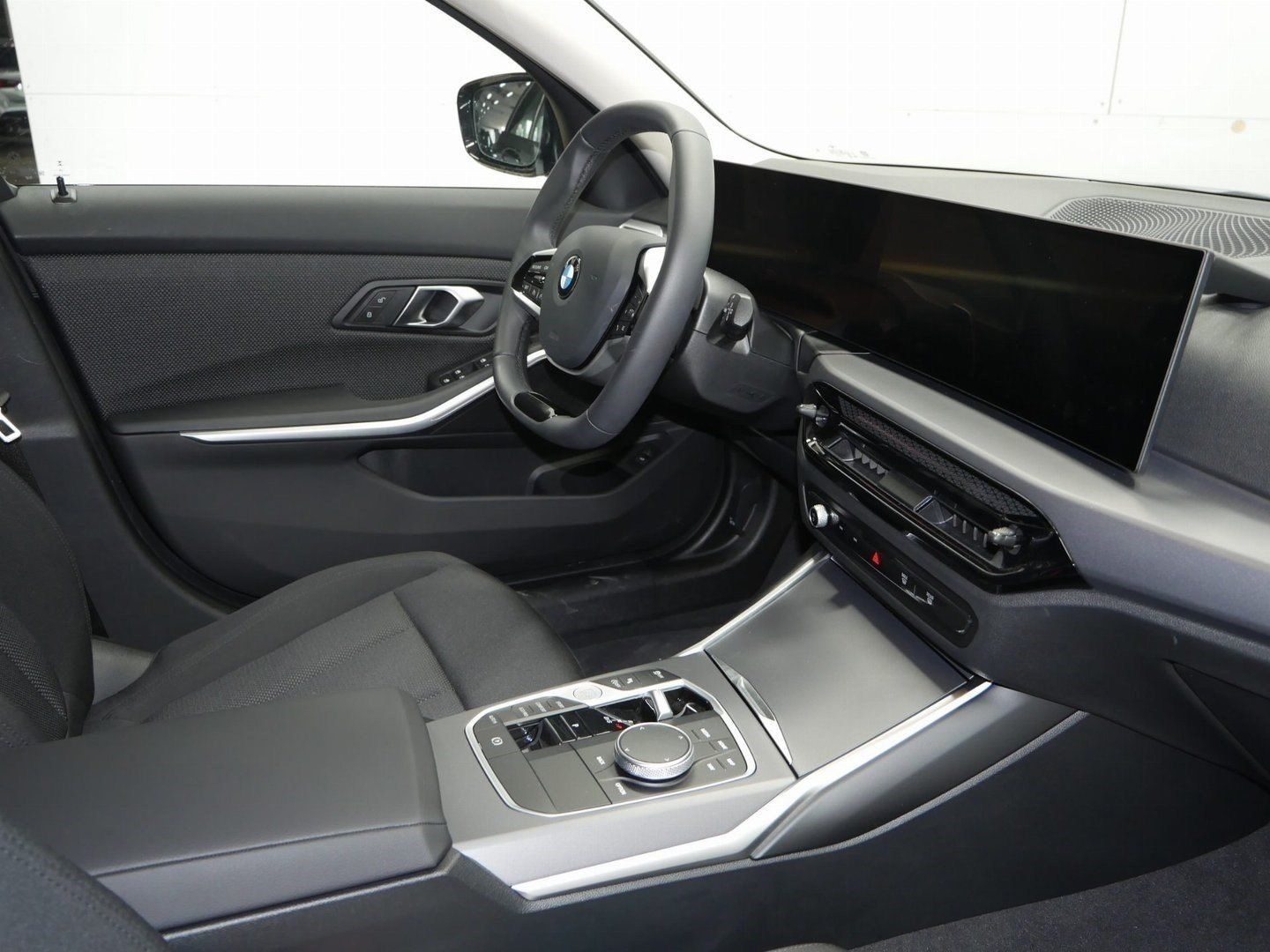 BMW 320 - Bild 3