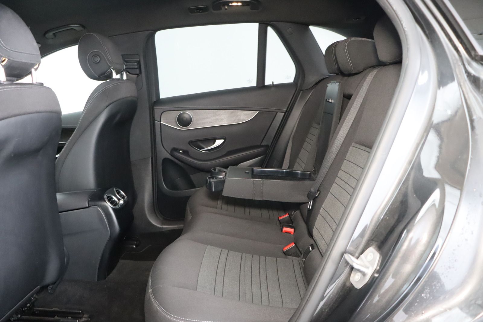 Fahrzeugabbildung Mercedes-Benz GLC 300 e 4Matic * DIS * RFK * LED