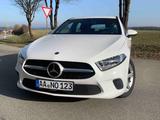 Mercedes-Benz A250e Hybrid Progressive DISTRONIC Navi 8-fach