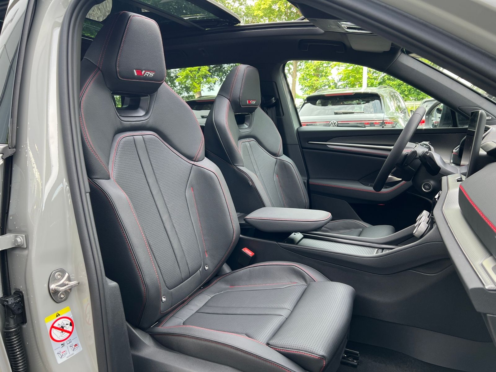 Fahrzeugabbildung SKODA Kodiaq RS 2.0 TSI DSG 4x4 *CANTON, Panorama, Sta