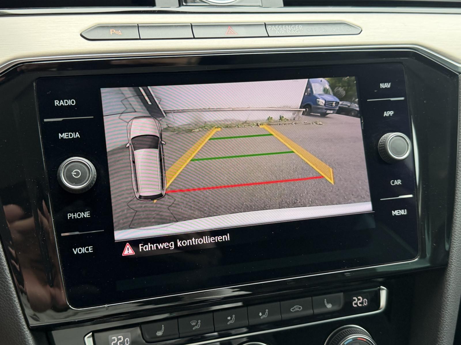 Volkswagen Passat Highline LED ACC Virtual Massage RüKamera