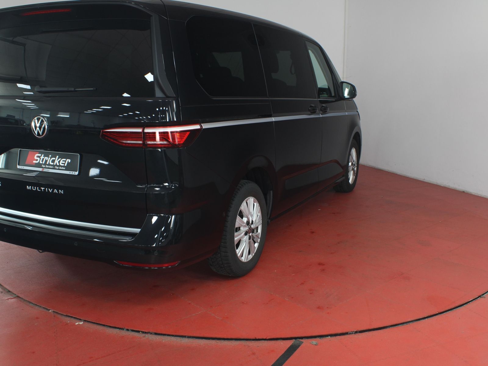 Volkswagen T7 Multivan Langversion Style 2.0TSI DSG 594,-oh foto 4