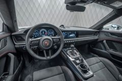 992 GT3 2025 GREY CHRONO LIFT CARBON