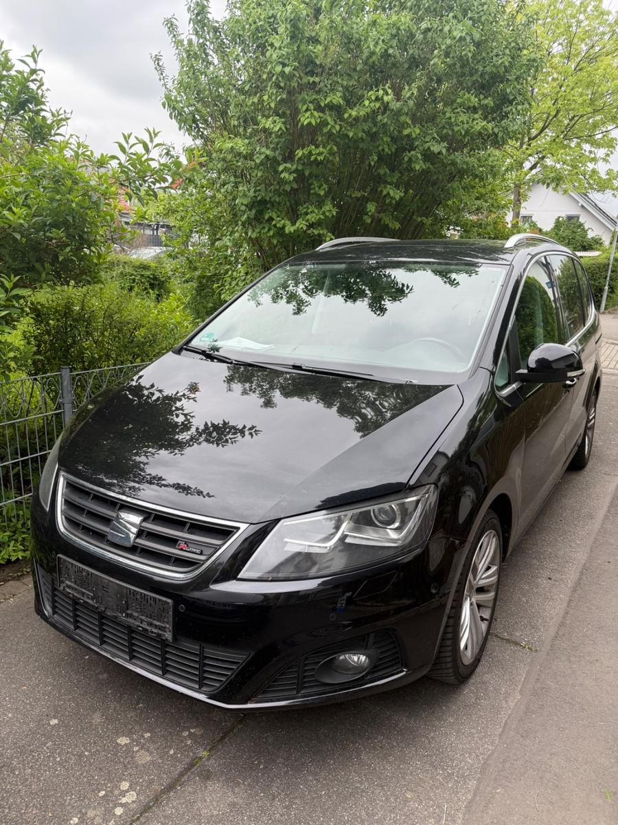 Seat Alhambra 2.0 TDI 7Sitzer Navi Alcantara PDC