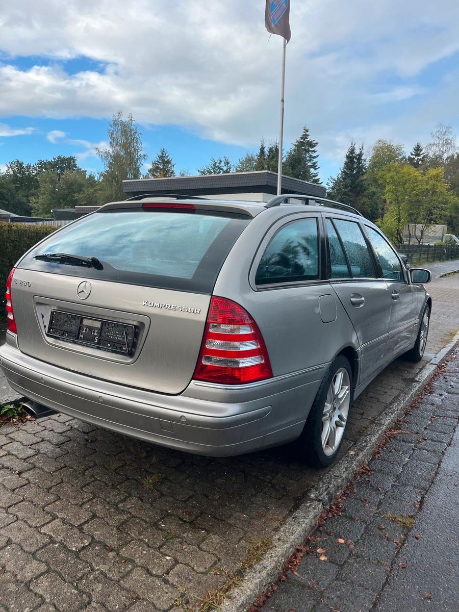 Mercedes-Benz C230 2004 — photo 5