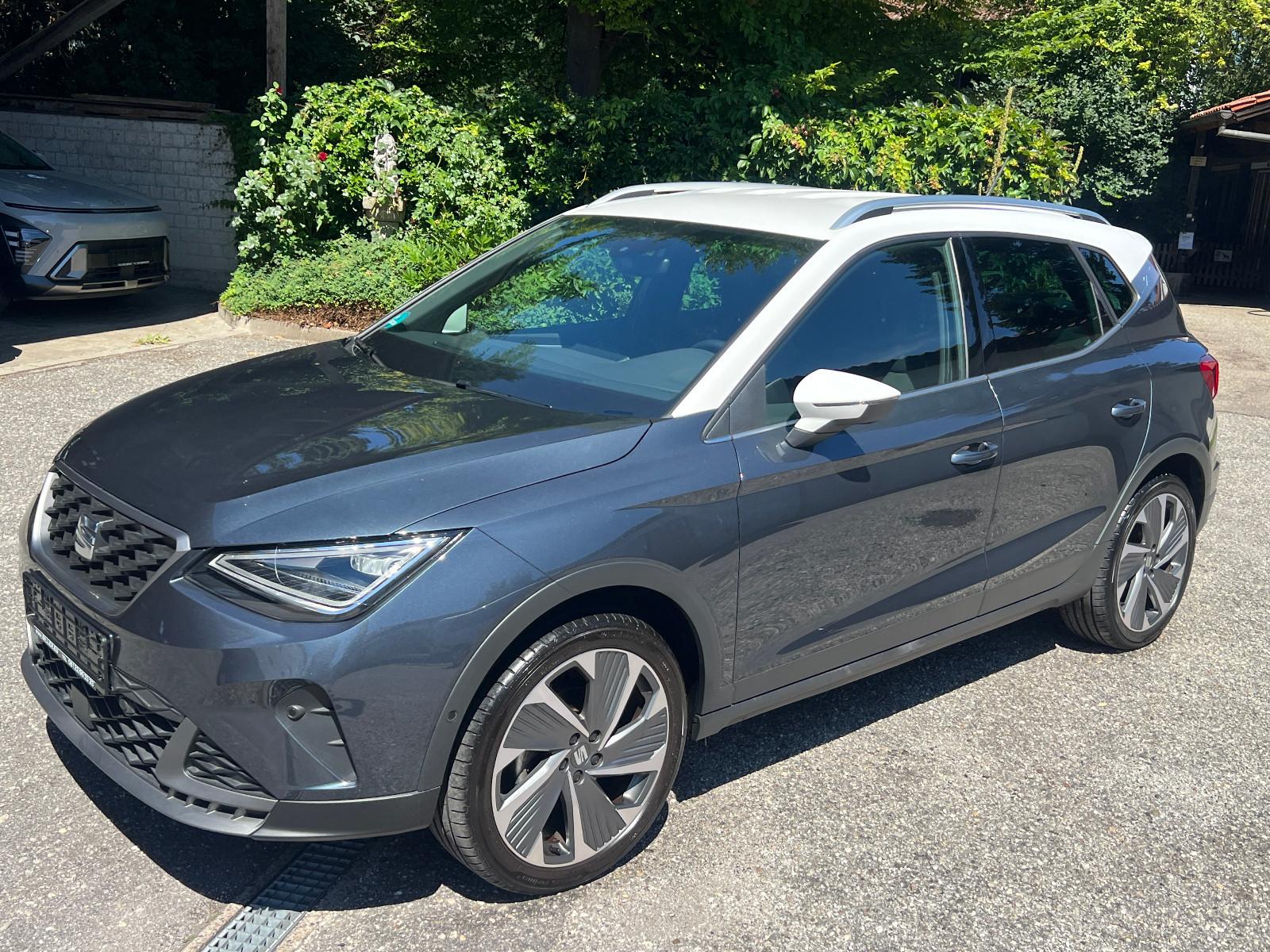 Seat Arona FR "Le Mans" AHK s.gt.Zust. NR Alcantara
