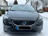 Volvo V40 D3 Momentum Business (5-Zylinder Diesel) - Volvo V40: Momentum