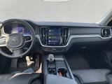 Volvo V60 CC B4 AWD Mild-Hybrid - graue Volvo V60 Cross Country