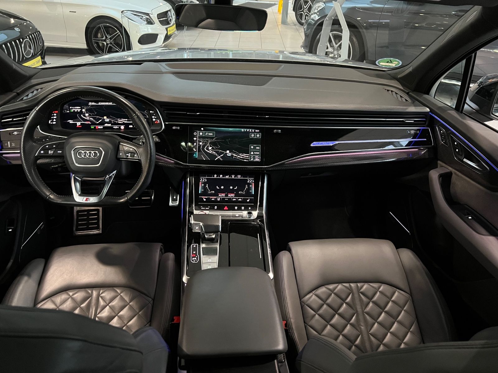 Fahrzeugabbildung Audi SQ7 4.0 TDI quattro*Head-Up * 7.SITZER*
