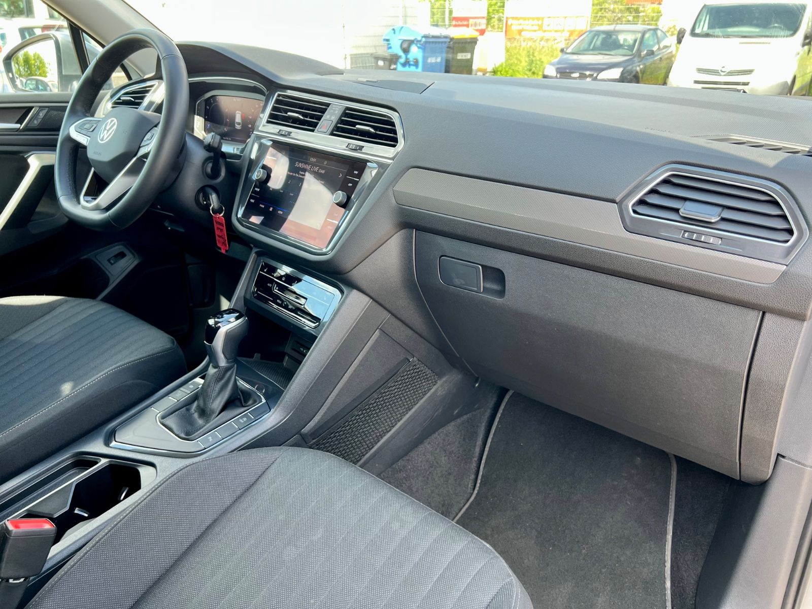 VW Tiguan Allspace Life 7-SITZE AAC NAVI GZJR