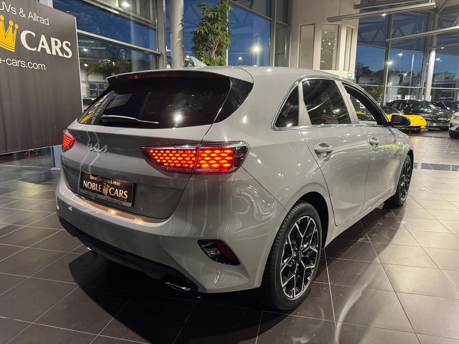 Fahrzeugabbildung Kia Ceed Nightline Edition RFK LED NAV