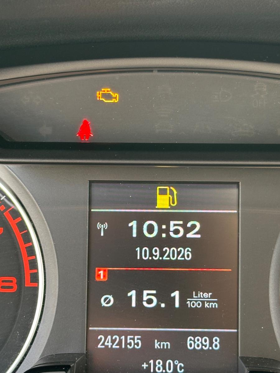 Audi A4 2011 — photo 14