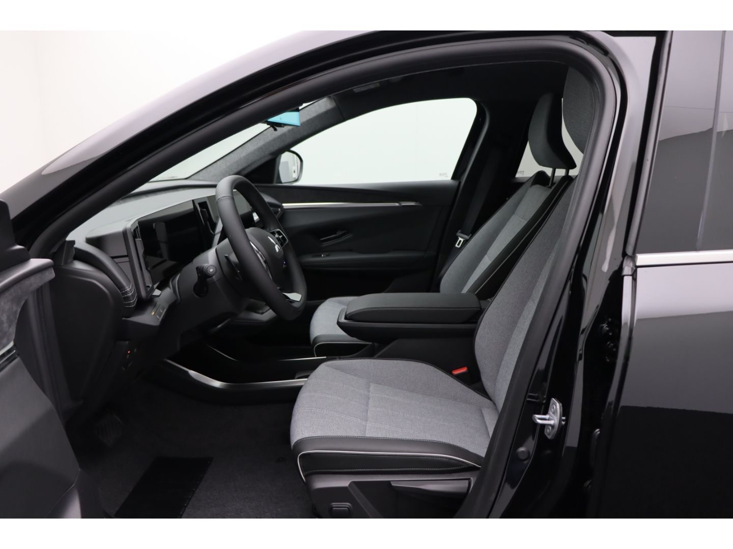 Fahrzeugabbildung Mitsubishi Eclipse Cross Diamant Top 11 KW ACC Totwinkelass