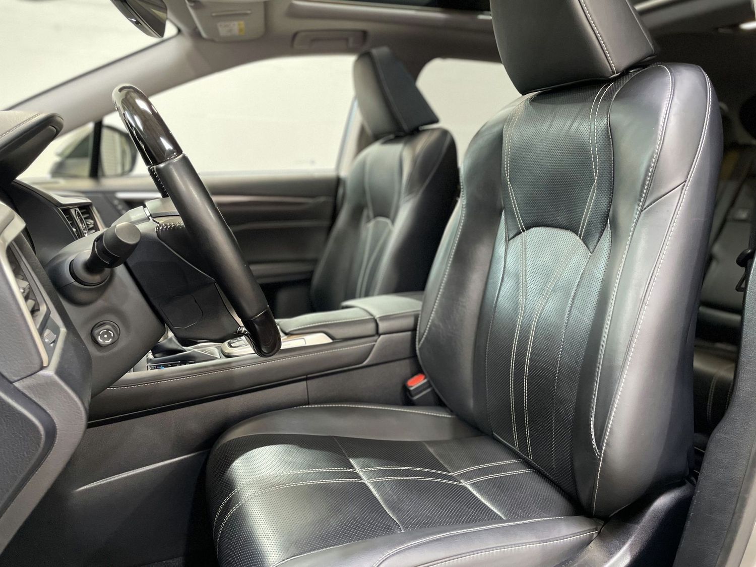 Fahrzeugabbildung Lexus RX 450h AWD Luxury Line #Pano#HeadUp#Memory#360°